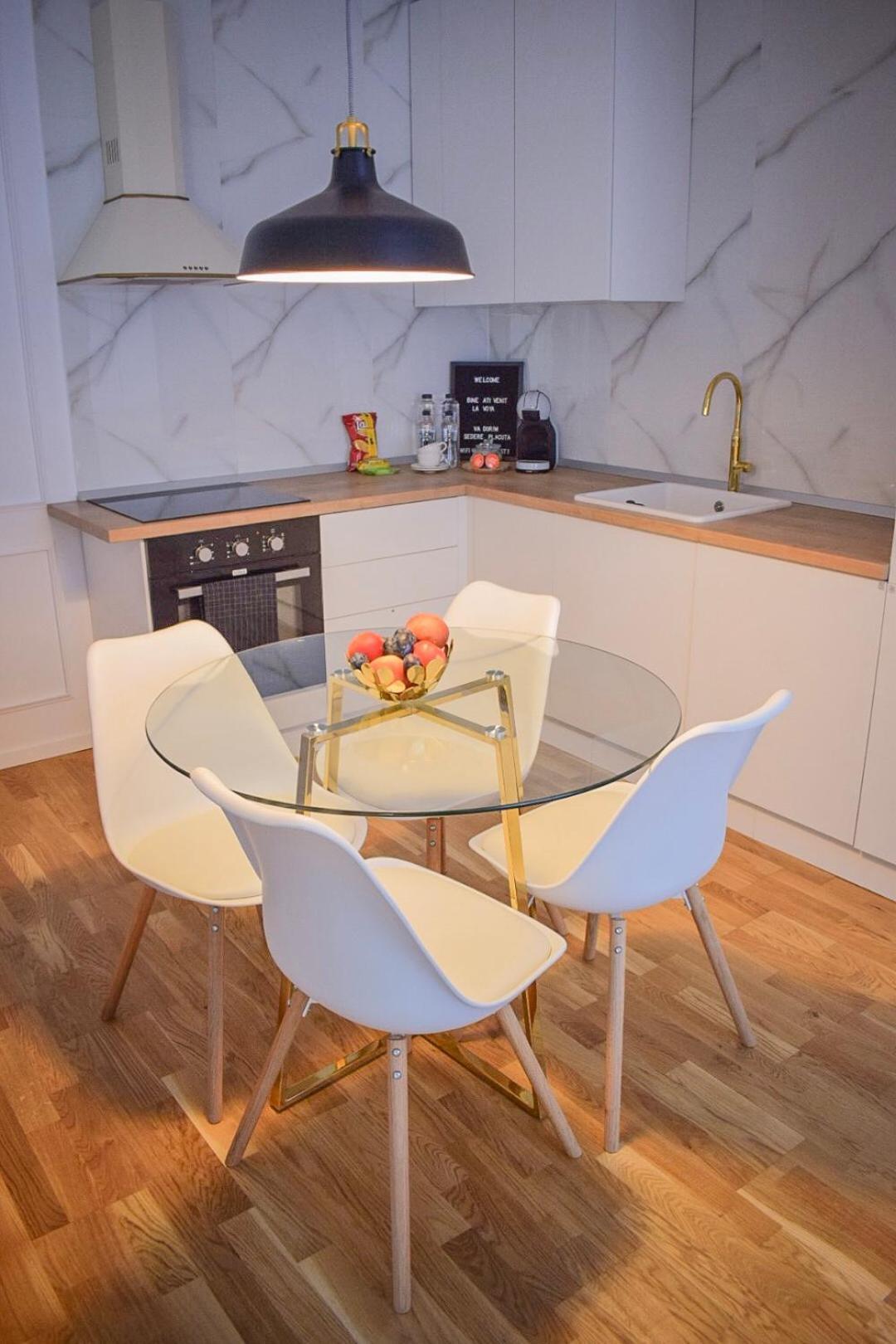 Voya Nordic Apartment-A Luxury Oasis In The Old Town Brašov Pokoj fotografie